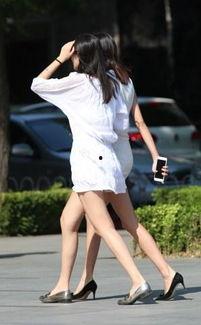 美女丝袜亮,美女丝袜亮，性感魅力一触即发