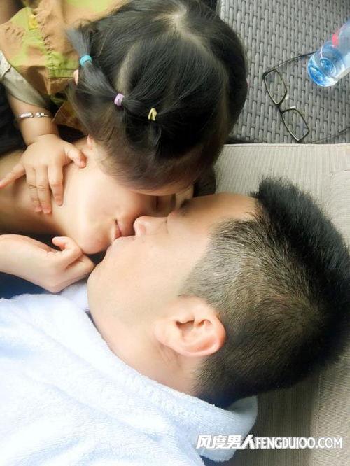 老公和婴儿图片大全,老公与宝宝温馨互动瞬间